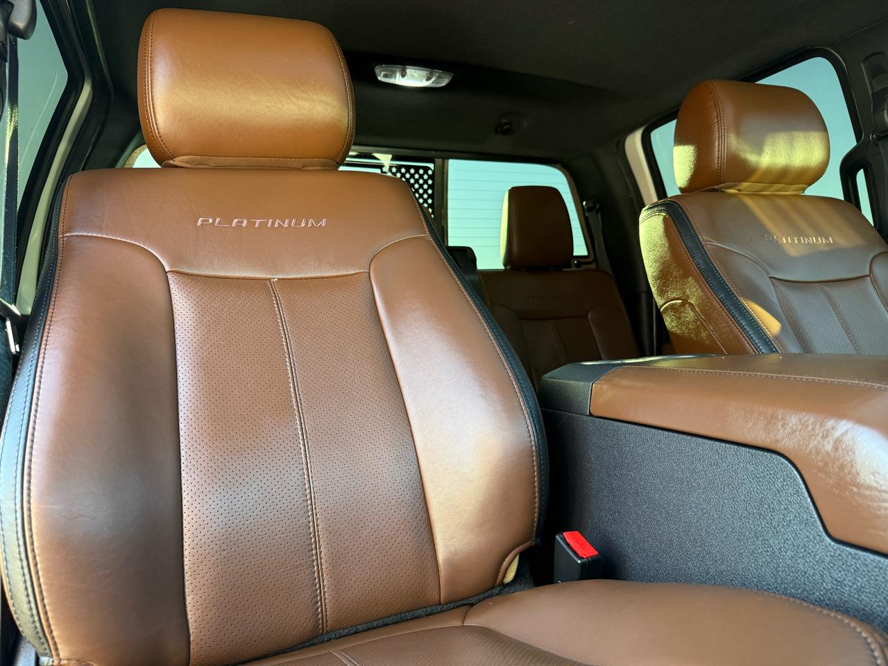 Ford Super Duty F-250 SRW 4WD Crew Cab 172" Platinum 2016