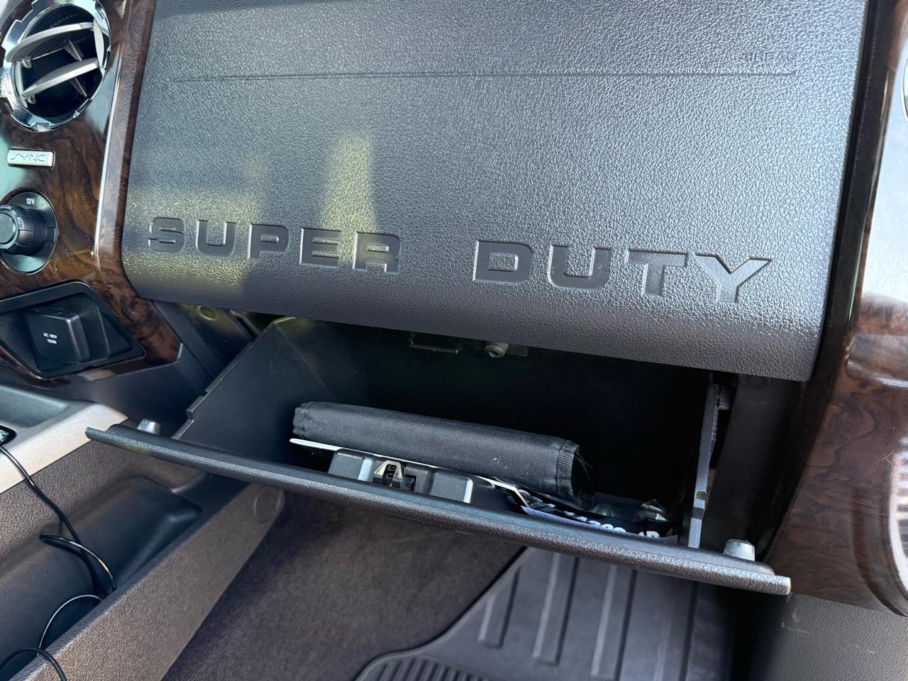 Ford Super Duty F-250 SRW 4WD Crew Cab 172" Platinum 2016