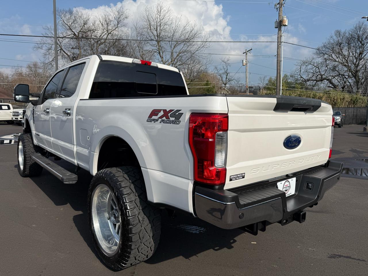 Ford Super Duty F-250 SRW 4WD Crew Cab 156" Lariat 2018