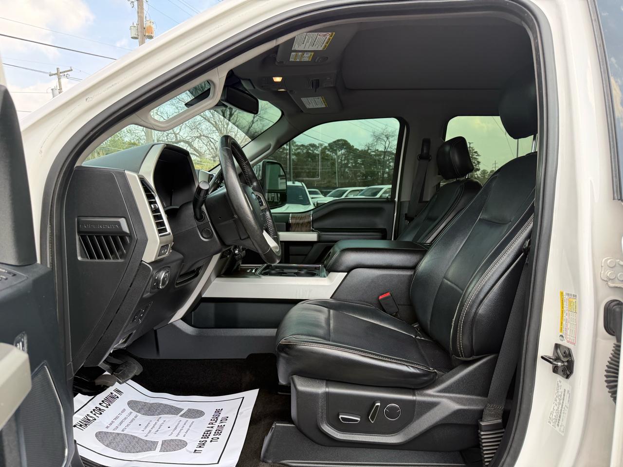 Ford Super Duty F-250 SRW 4WD Crew Cab 156" Lariat 2018