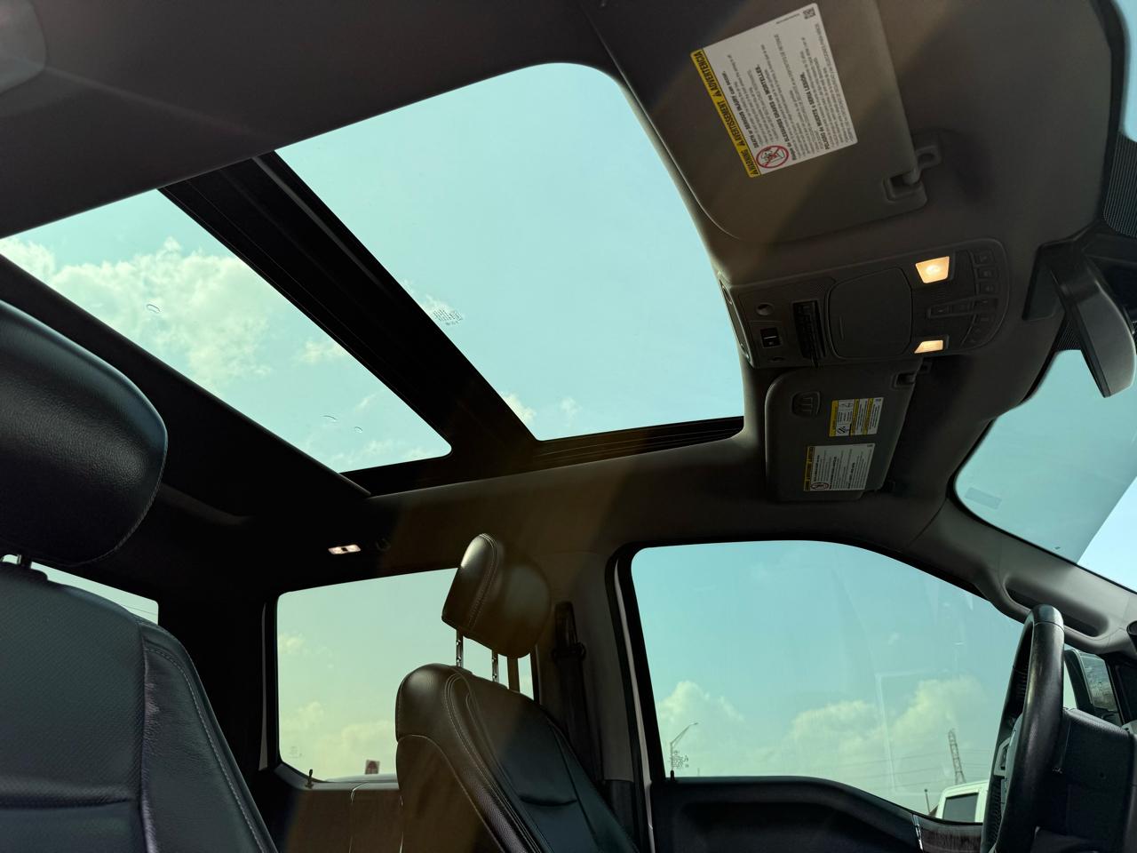 Ford Super Duty F-250 SRW 4WD Crew Cab 156" Lariat 2018