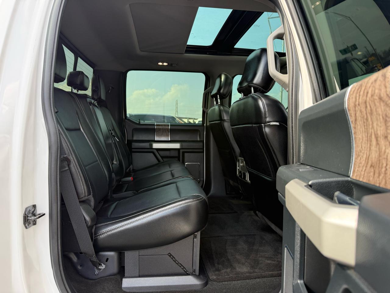 Ford Super Duty F-250 SRW 4WD Crew Cab 156" Lariat 2018