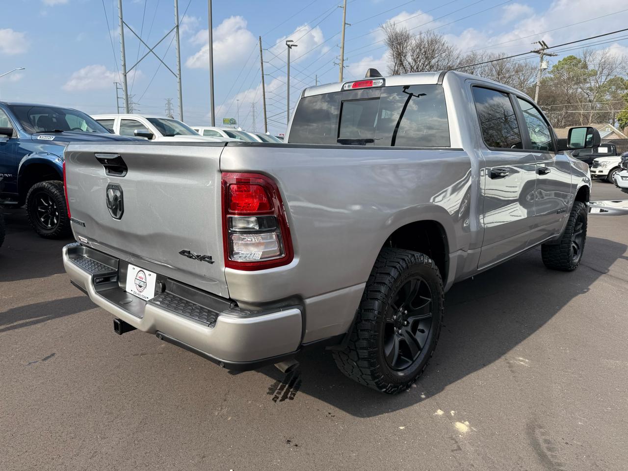 RAM 1500 Big Horn 4x4 Crew Cab 5'7" Box 2024