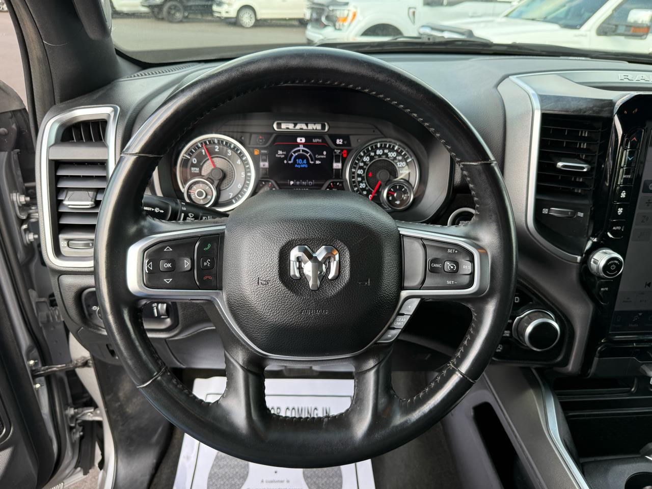 RAM 1500 Big Horn 4x4 Crew Cab 5'7" Box 2024