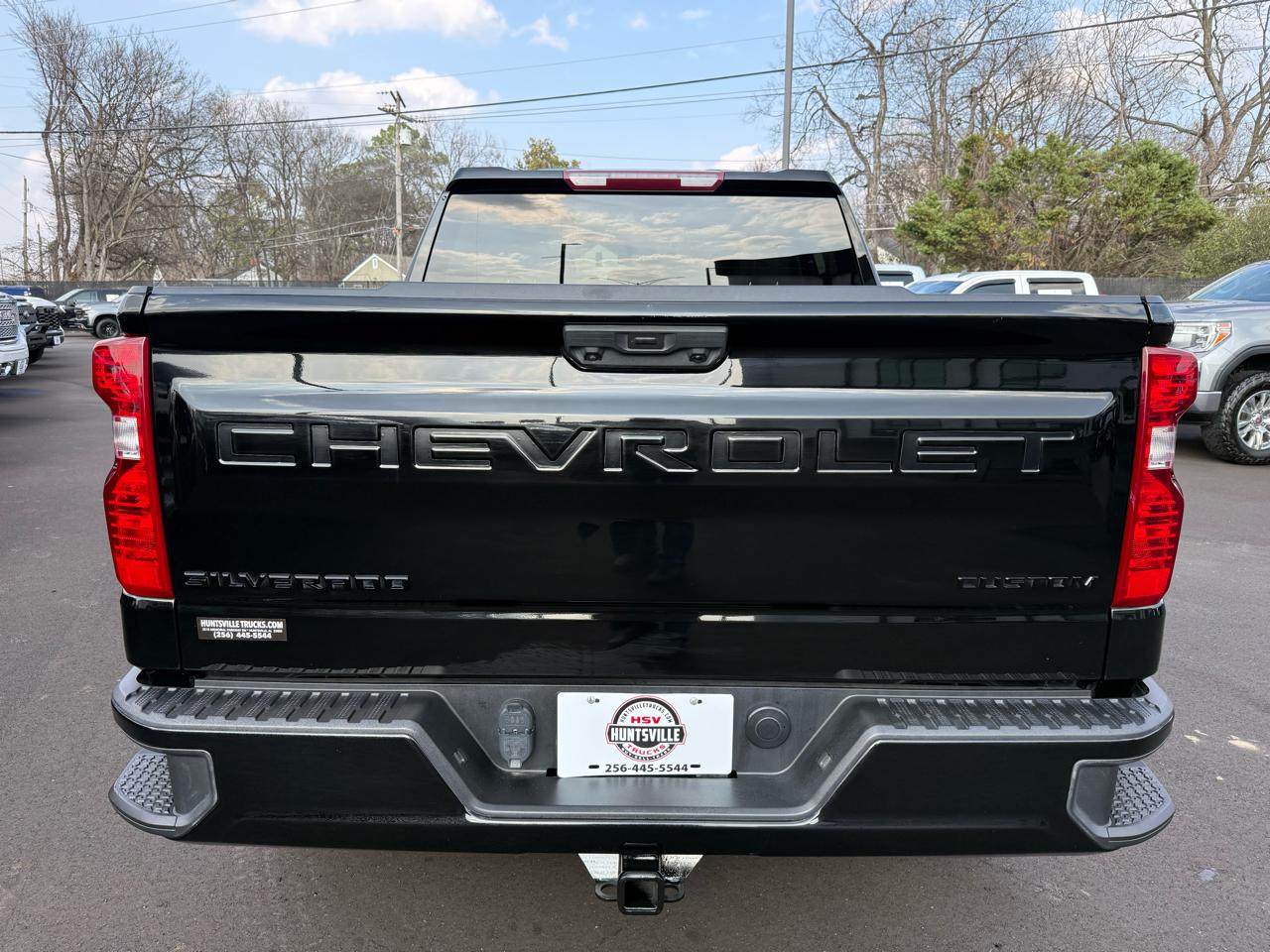 Chevrolet Silverado 1500 4WD Crew Cab 147" Custom 2023