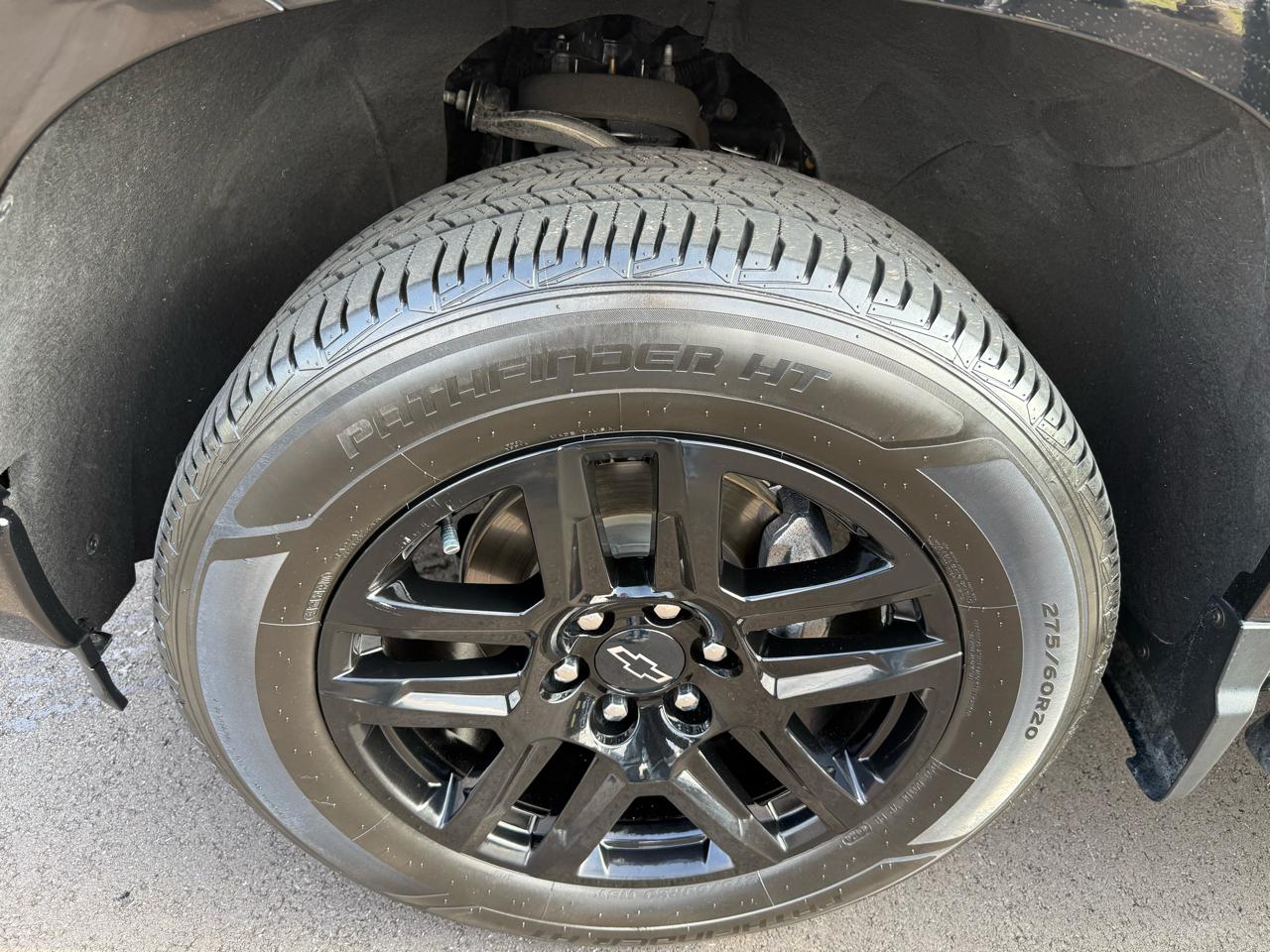 Chevrolet Silverado 1500 4WD Crew Cab 147" Custom 2023