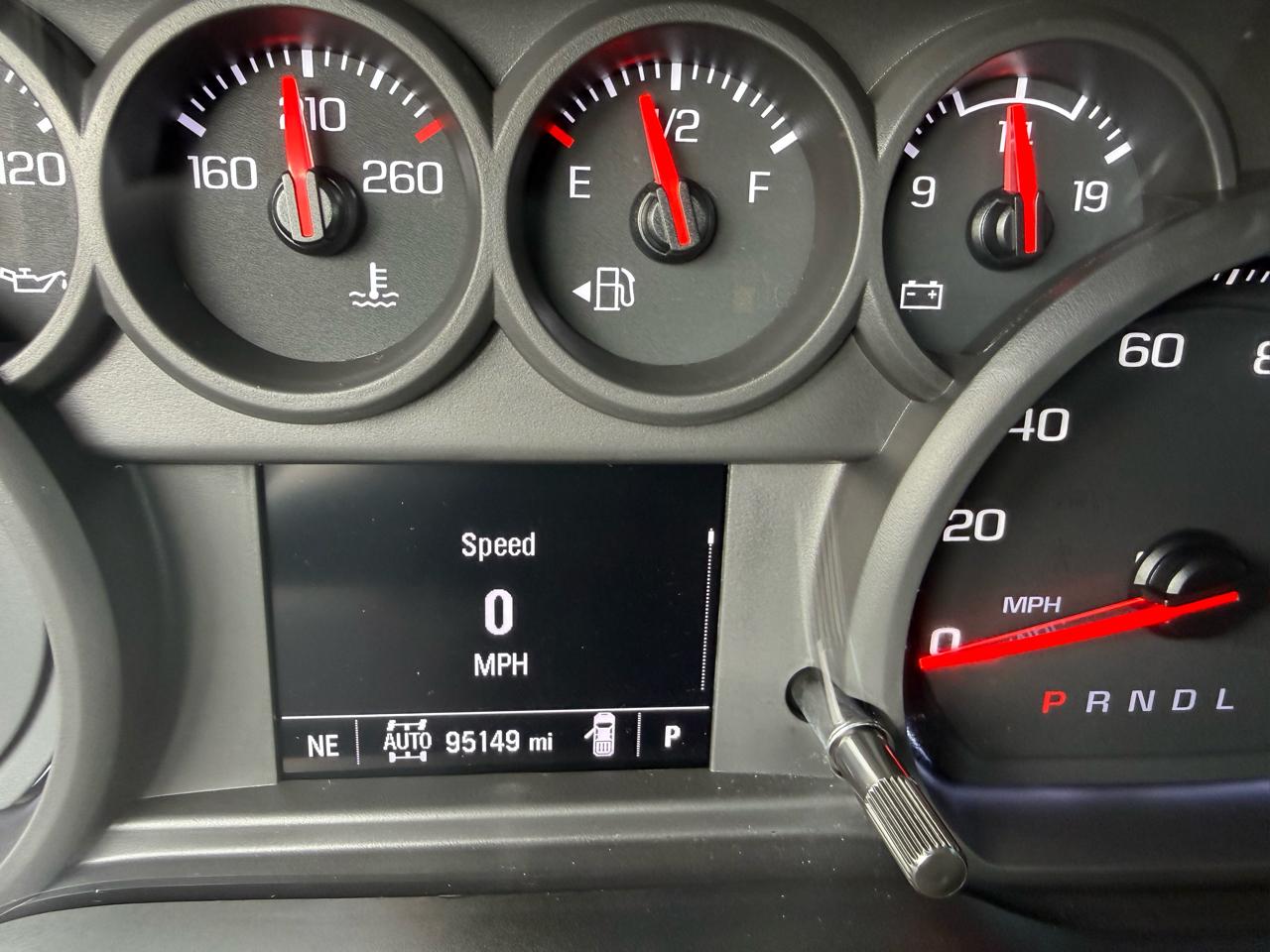 Chevrolet Silverado 1500 4WD Crew Cab 147" Custom 2023