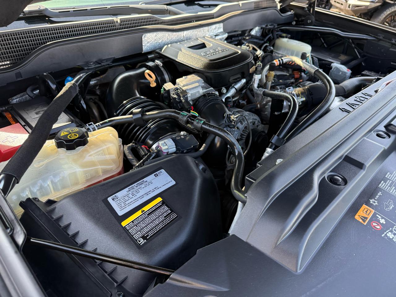 Chevrolet Silverado 3500HD 4WD Crew Cab 171.5" WB, 59.06" CA LT 2016