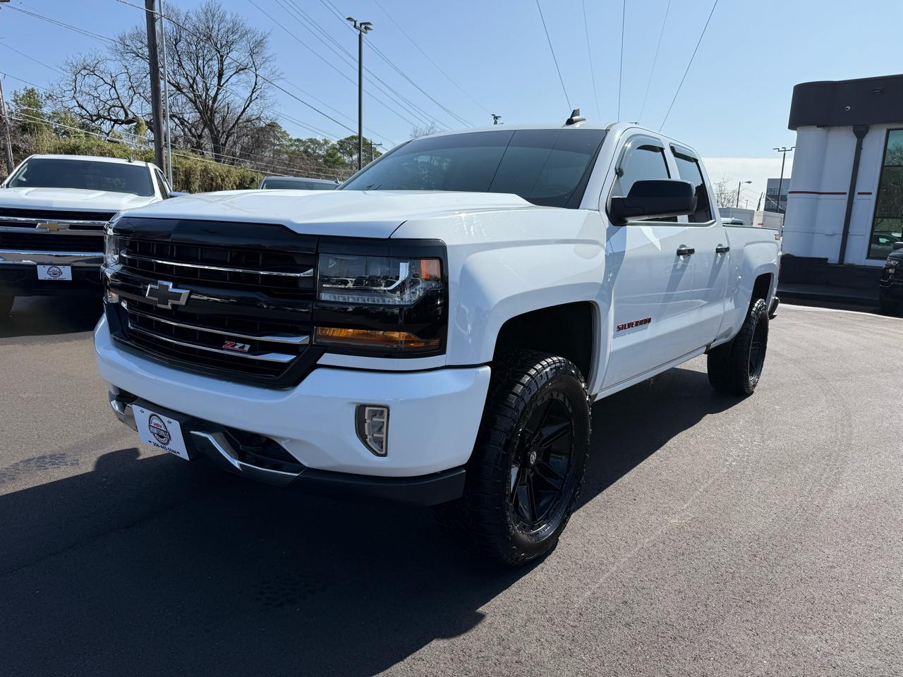 Chevrolet Silverado 1500 4WD Double Cab 143.5" LT w/2LT 2018