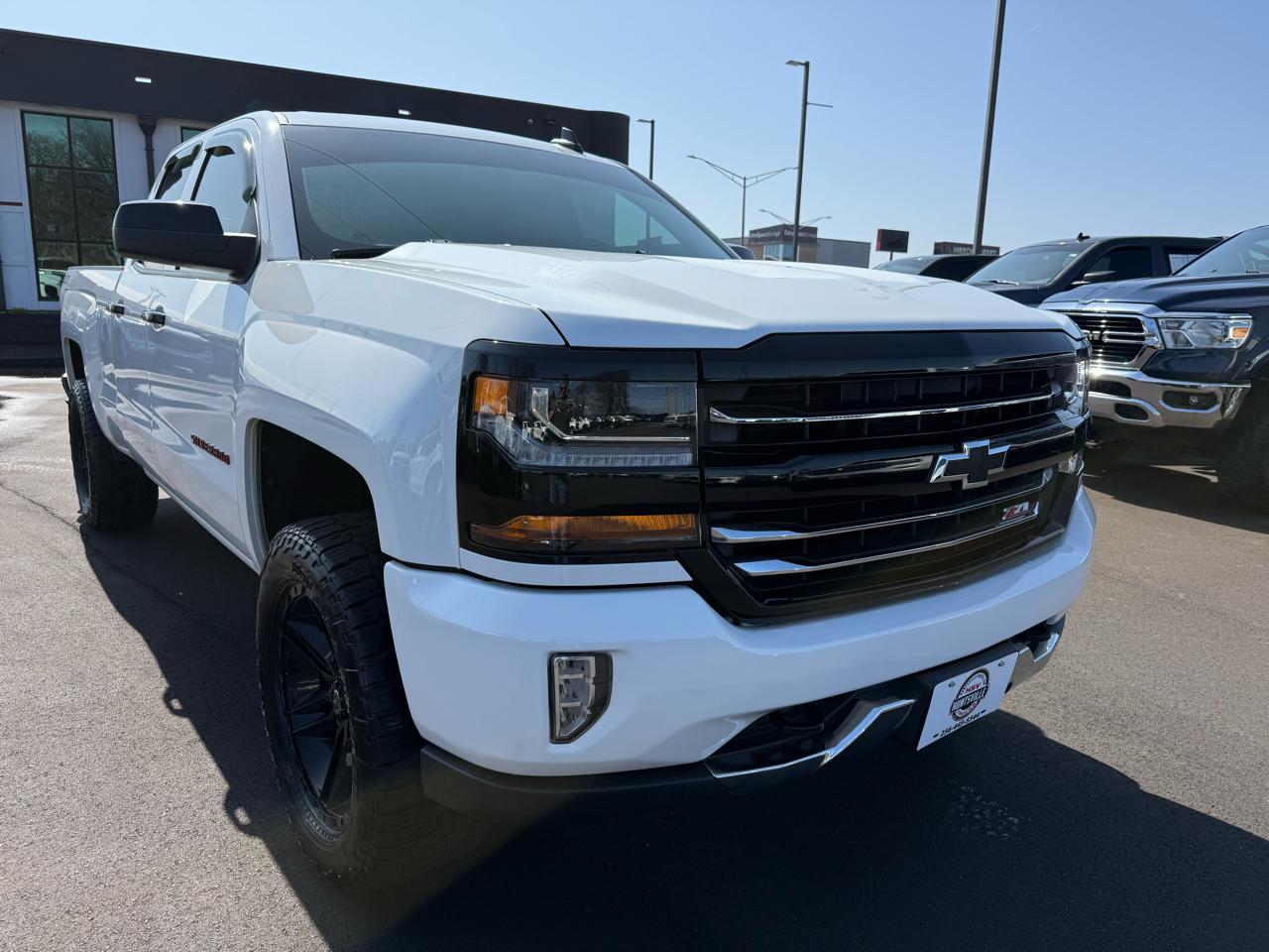 Chevrolet Silverado 1500 4WD Double Cab 143.5" LT w/2LT 2018