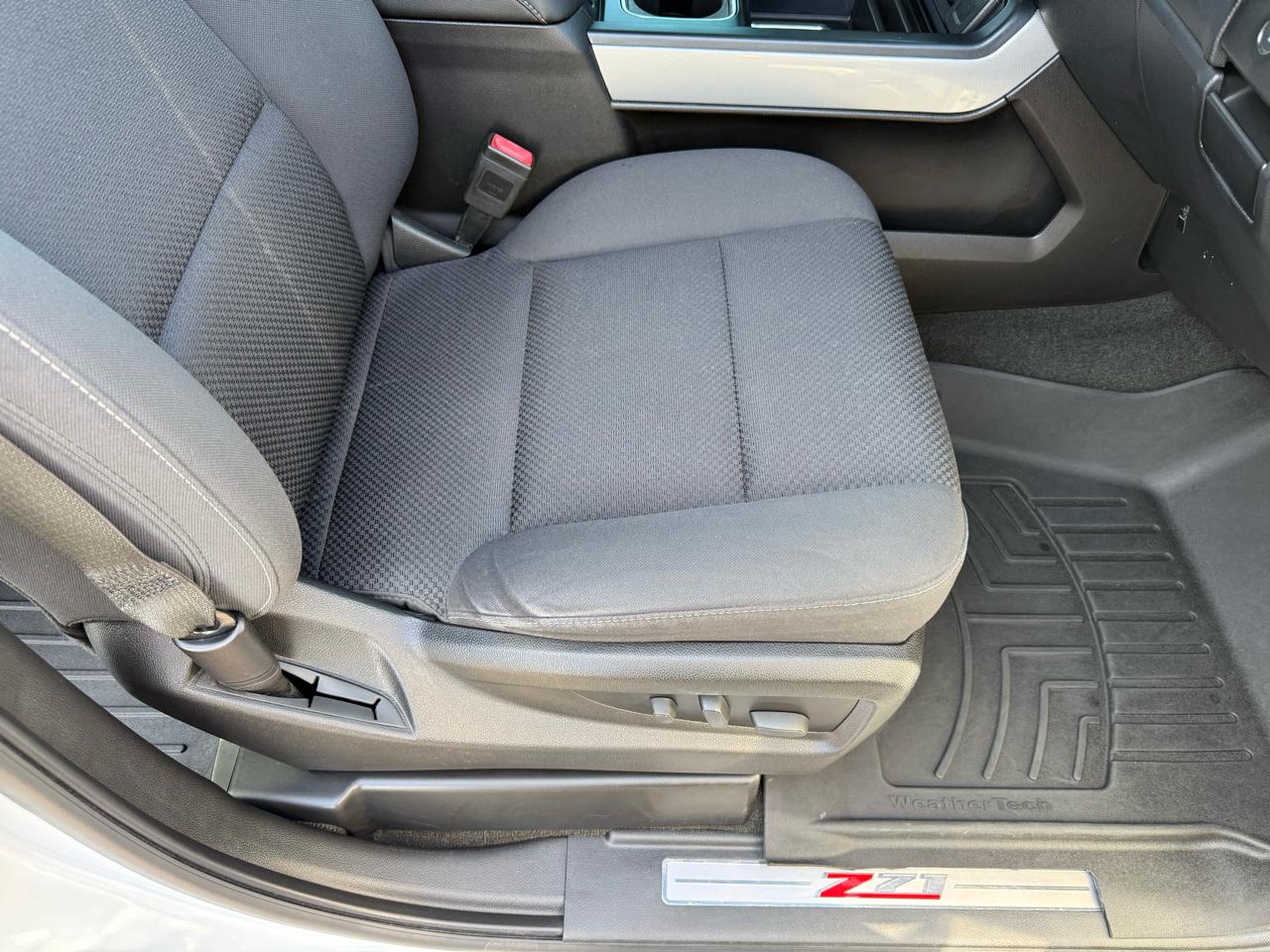 Chevrolet Silverado 1500 4WD Double Cab 143.5" LT w/2LT 2018