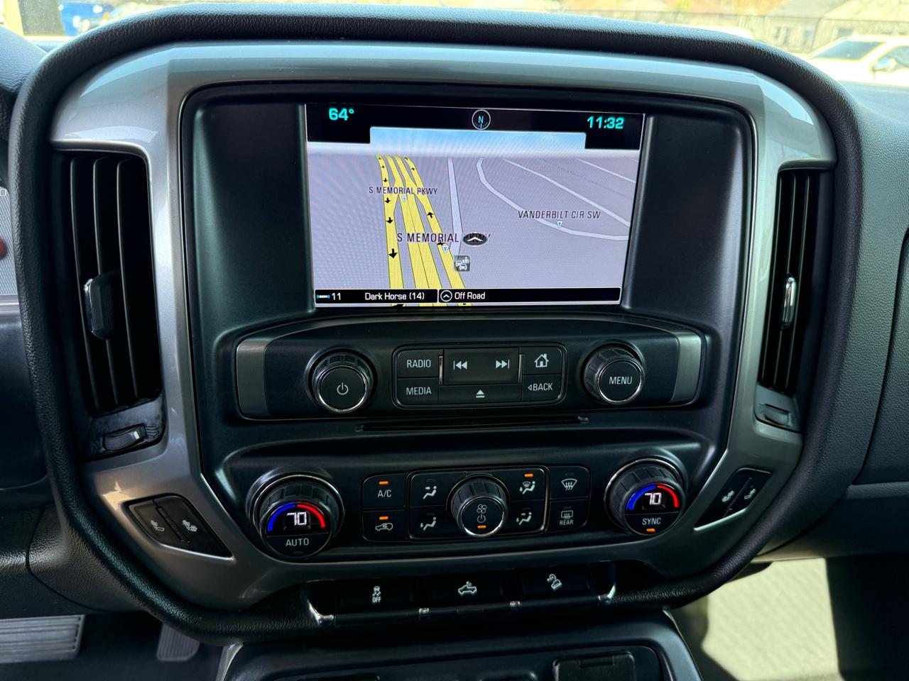 Chevrolet Silverado 1500 4WD Double Cab 143.5" LT w/2LT 2018