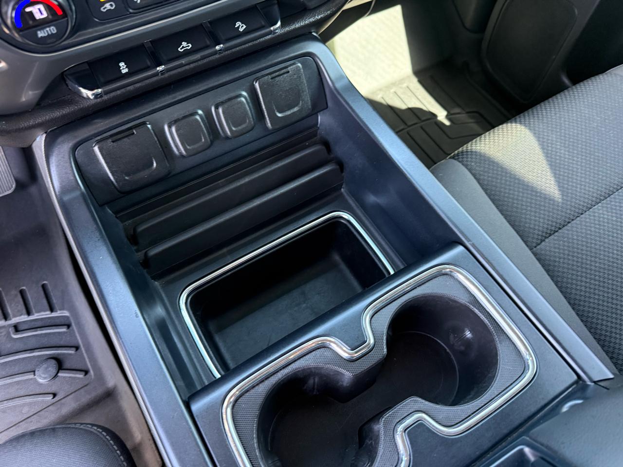 Chevrolet Silverado 1500 4WD Double Cab 143.5" LT w/2LT 2018