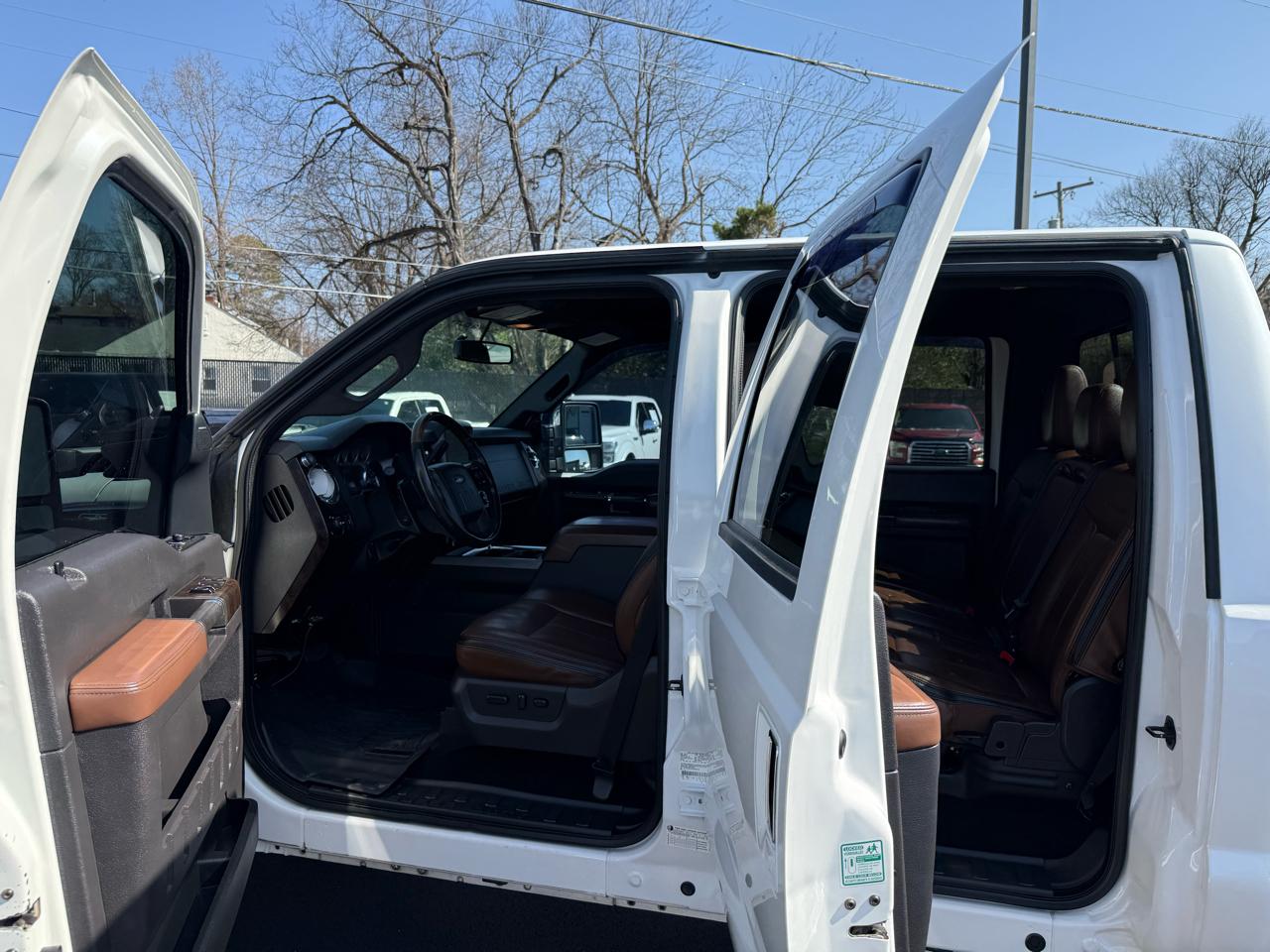 Ford Super Duty F-250 SRW 4WD Crew Cab 156" Platinum 2016