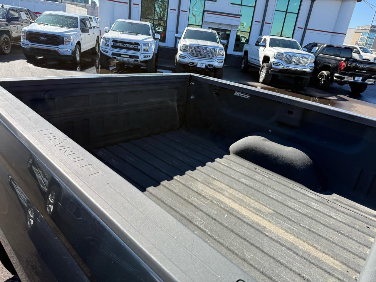 Chevrolet Silverado 1500 4WD Crew Cab 143.5" LT w/1LT 2017