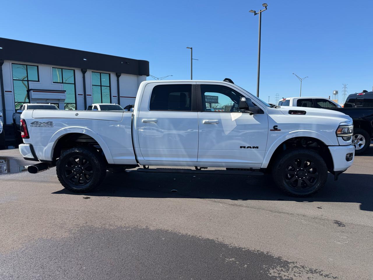 RAM 2500 Laramie 4x4 Crew Cab 6'4" Box 2020