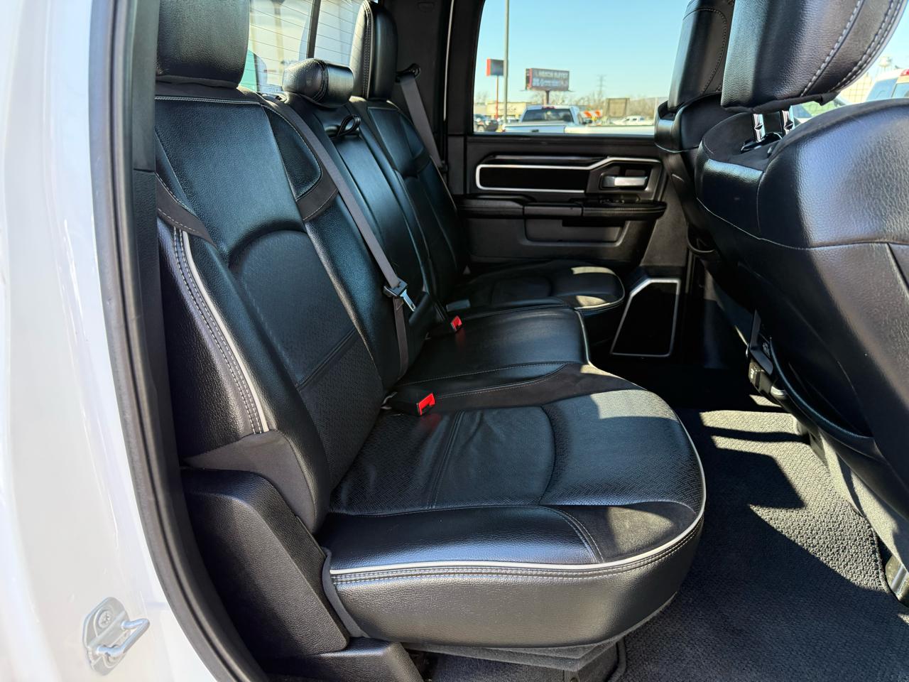 RAM 2500 Laramie 4x4 Crew Cab 6'4" Box 2020