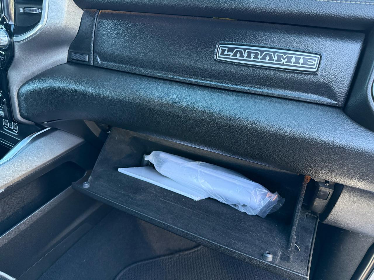 RAM 2500 Laramie 4x4 Crew Cab 6'4" Box 2020