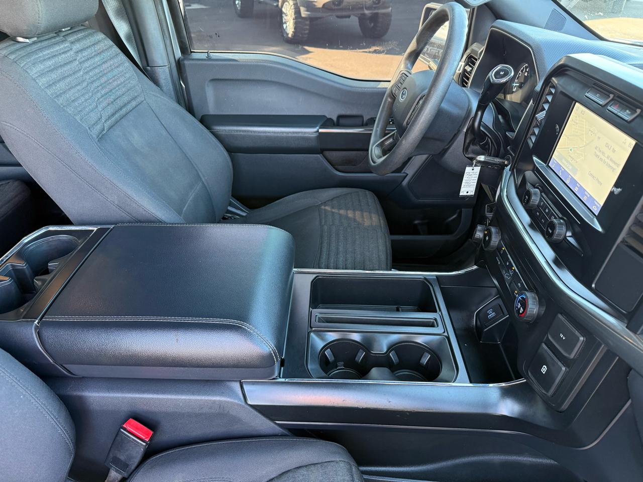 Ford F-150 4WD SuperCrew 145" STX 2022