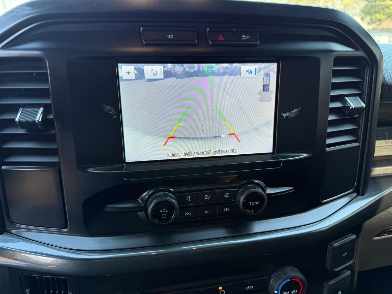 Ford F-150 4WD SuperCrew 145" STX 2022