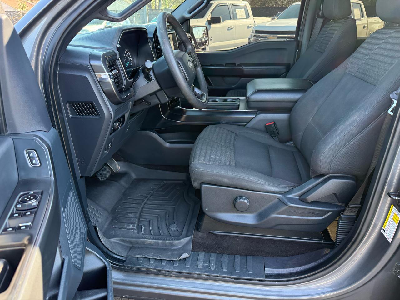 Ford F-150 4WD SuperCrew 145" STX 2022