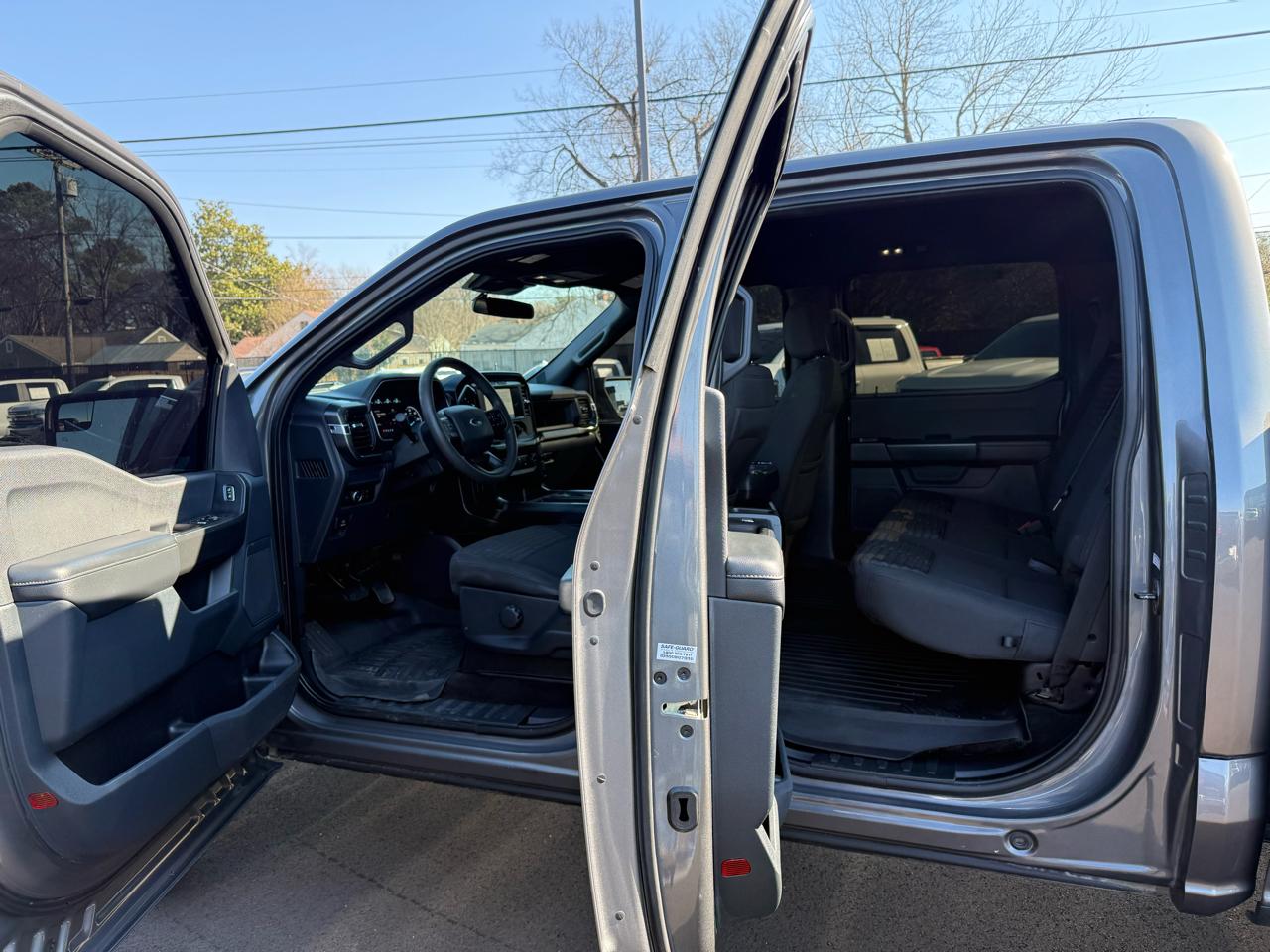 Ford F-150 4WD SuperCrew 145" STX 2022