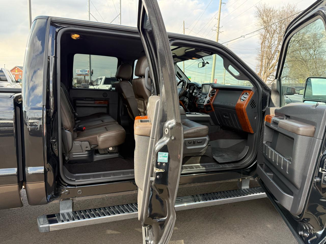 Ford Super Duty F-250 SRW King Ranch 4WD Crew Cab 6.75' Box 2015
