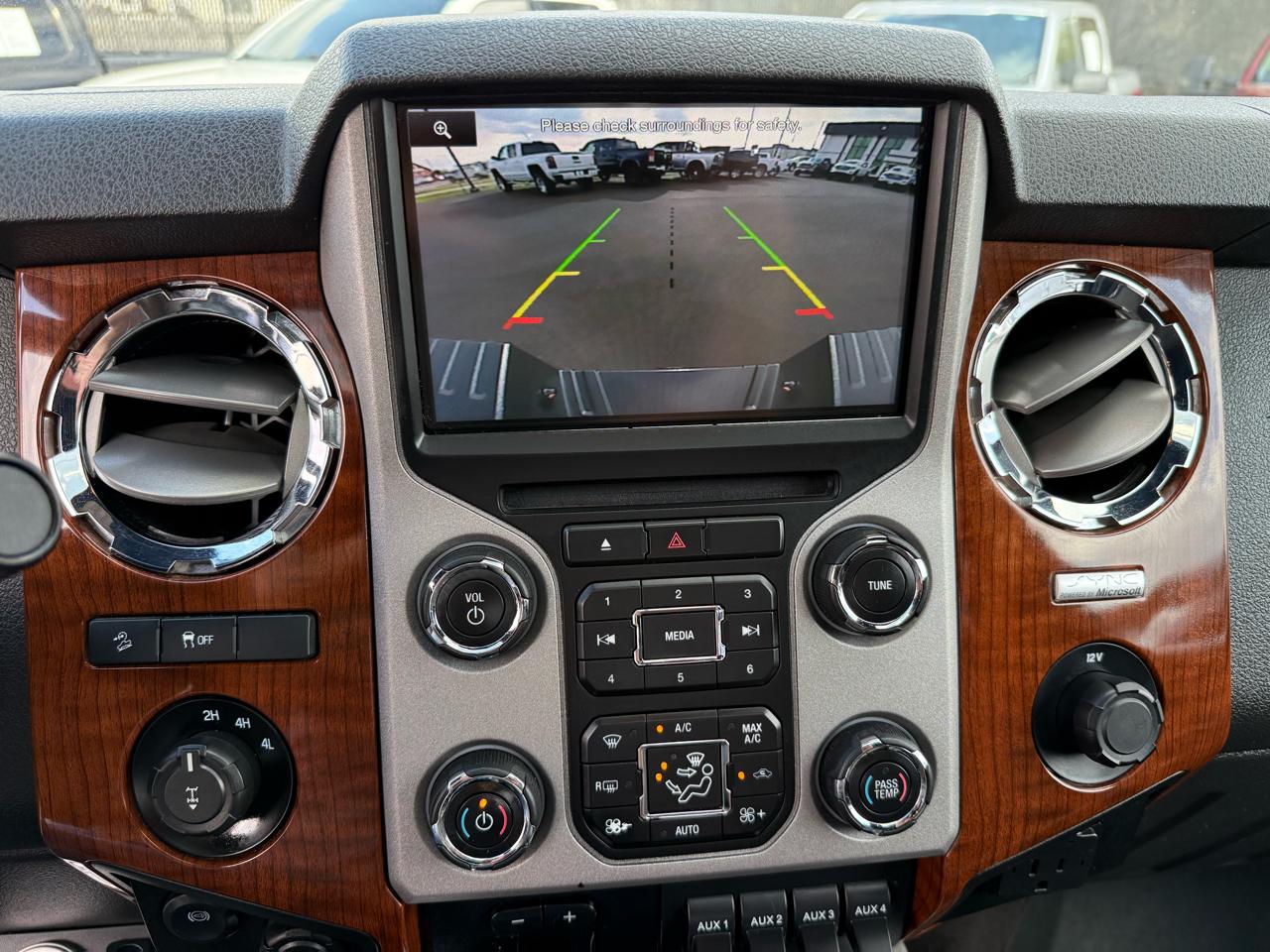 Ford Super Duty F-250 SRW King Ranch 4WD Crew Cab 6.75' Box 2015