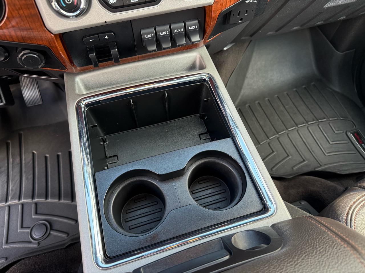 Ford Super Duty F-250 SRW King Ranch 4WD Crew Cab 6.75' Box 2015