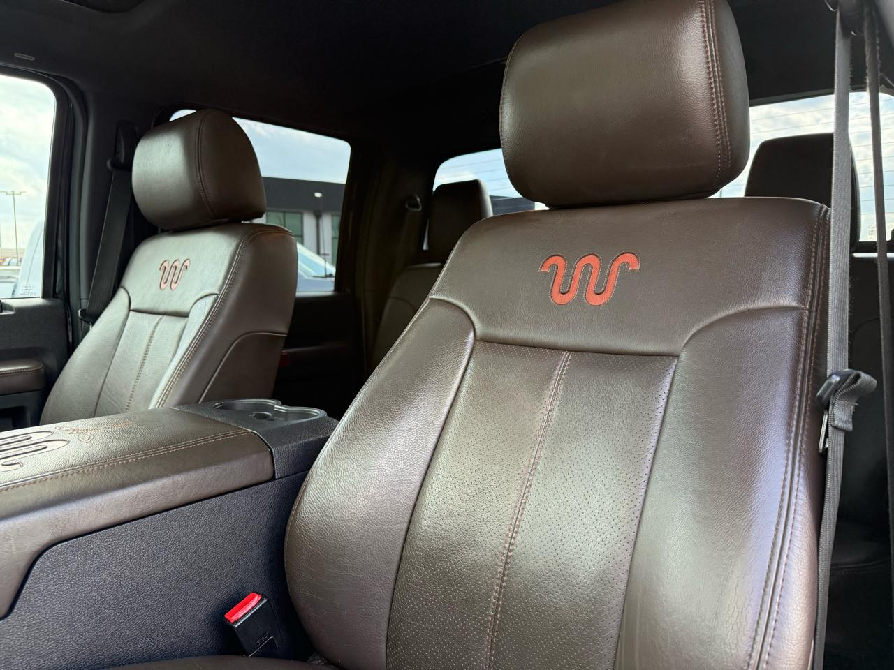 Ford Super Duty F-250 SRW King Ranch 4WD Crew Cab 6.75' Box 2015