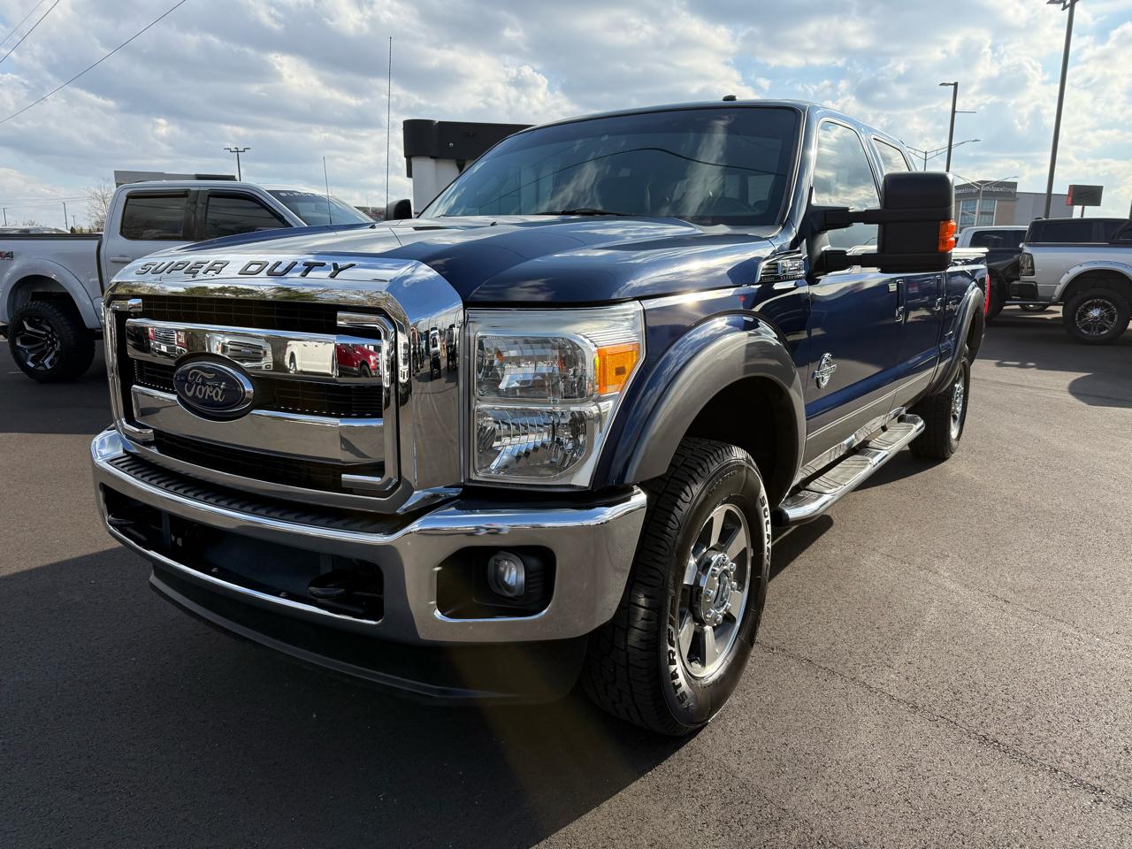 Ford Super Duty F-250 SRW 4WD Crew Cab 156" Lariat 2012