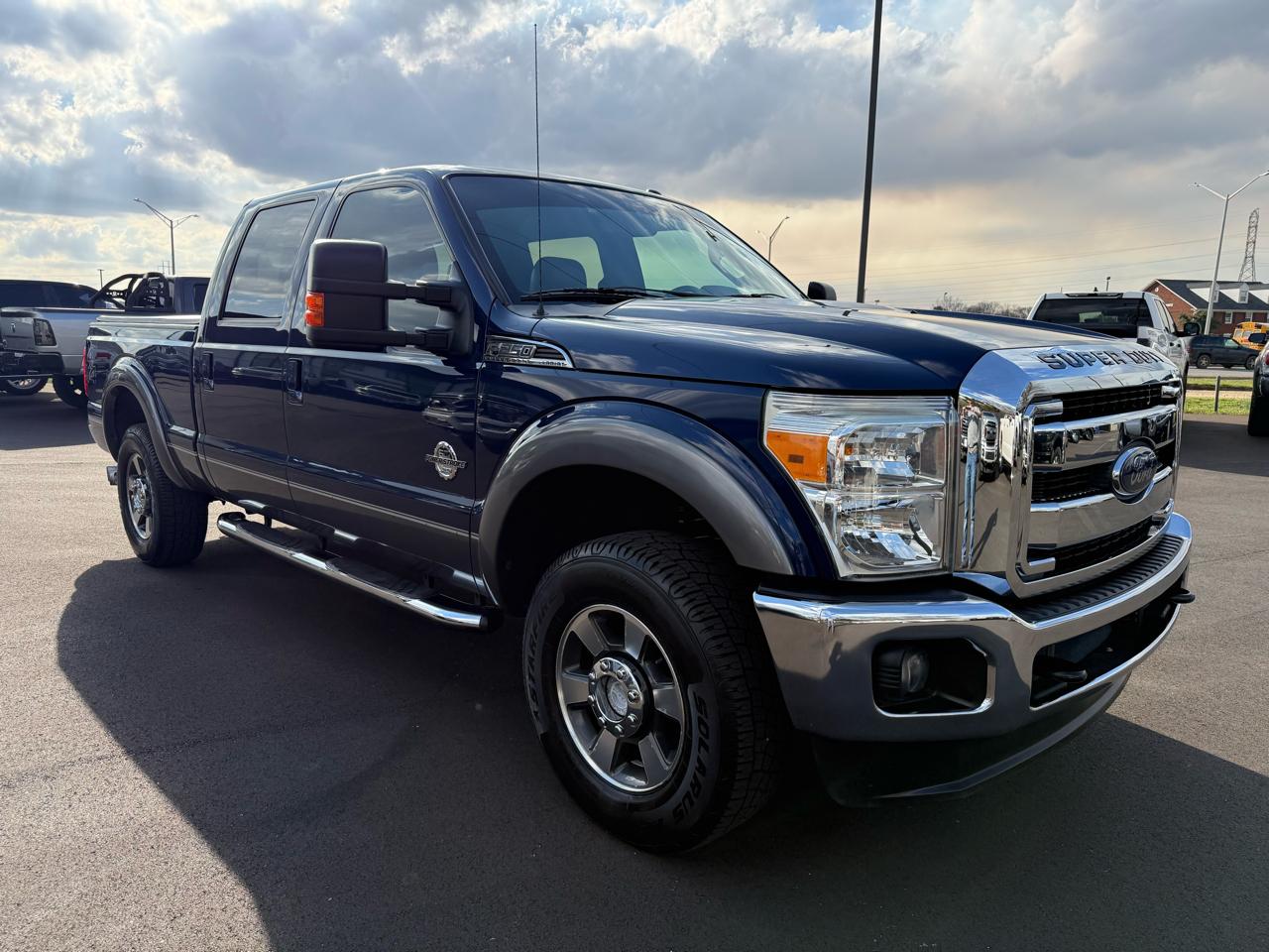 Ford Super Duty F-250 SRW 4WD Crew Cab 156" Lariat 2012