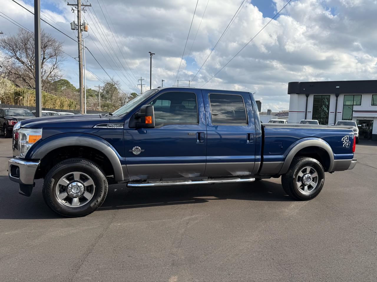 Ford Super Duty F-250 SRW 4WD Crew Cab 156" Lariat 2012