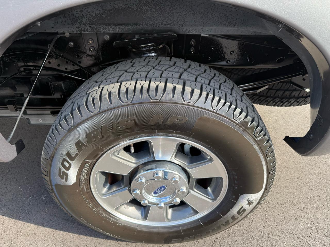 Ford Super Duty F-250 SRW 4WD Crew Cab 156" Lariat 2012