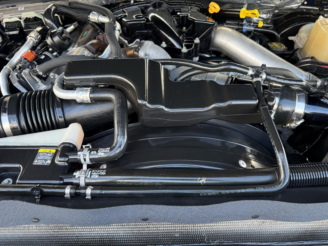 Ford Super Duty F-250 SRW 4WD Crew Cab 156" Lariat 2012