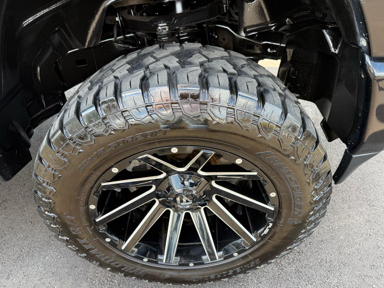 RAM 1500 Big Horn/Lone Star 4x4 Crew Cab 5'7" Box 2019