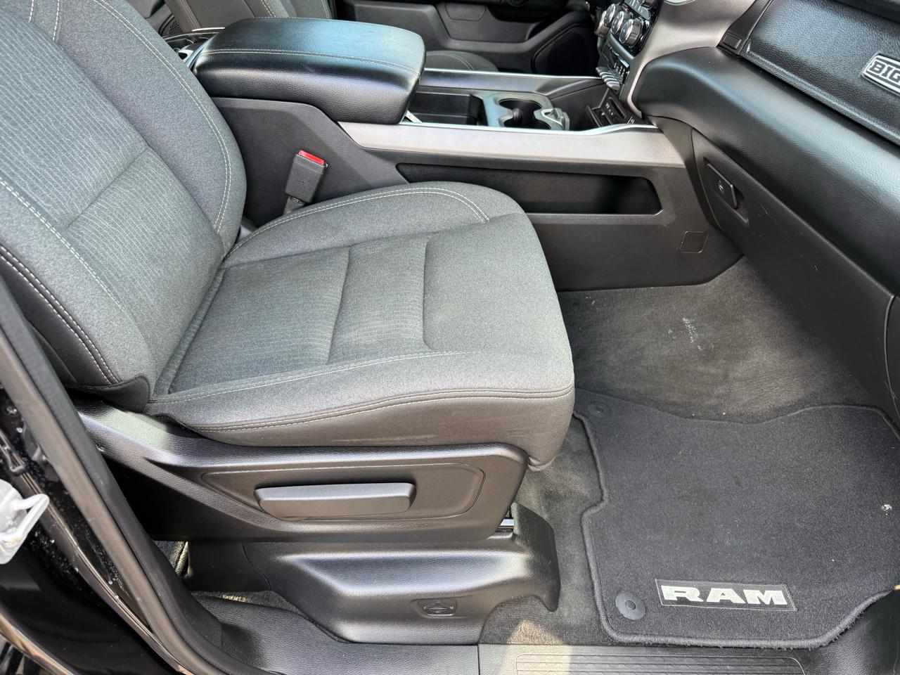 RAM 1500 Big Horn/Lone Star 4x4 Crew Cab 5'7" Box 2019