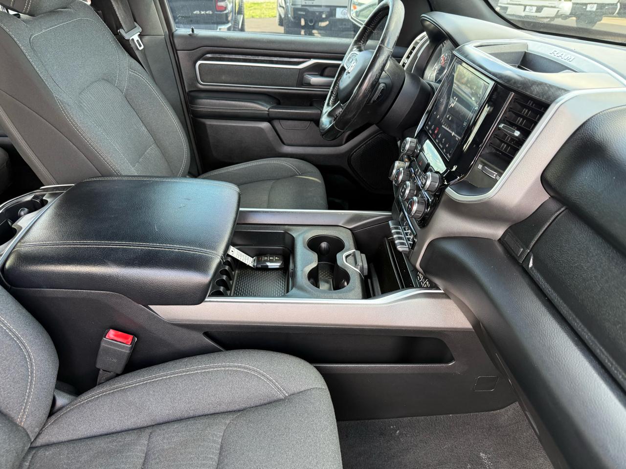 RAM 1500 Big Horn/Lone Star 4x4 Crew Cab 5'7" Box 2019