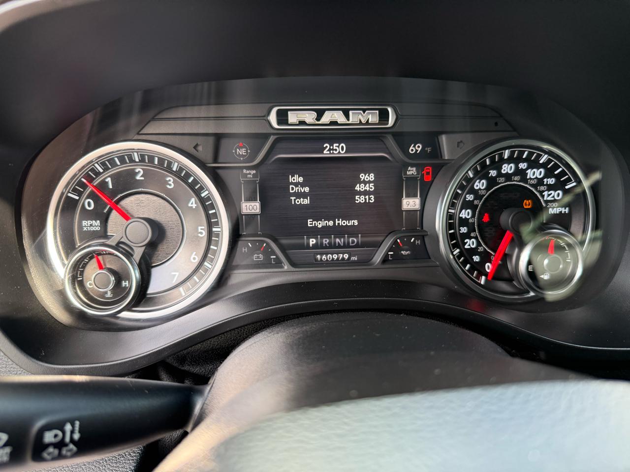 RAM 1500 Big Horn/Lone Star 4x4 Crew Cab 5'7" Box 2019