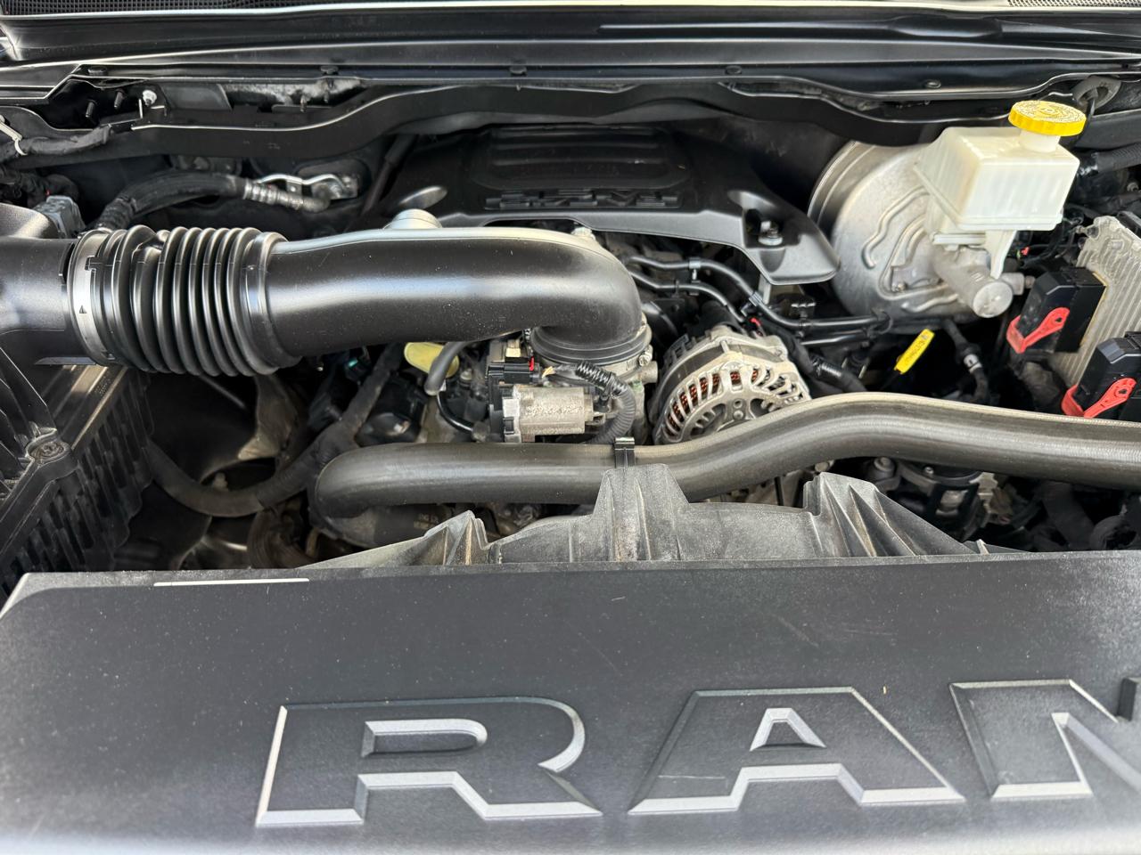 RAM 1500 Big Horn/Lone Star 4x4 Crew Cab 5'7" Box 2019