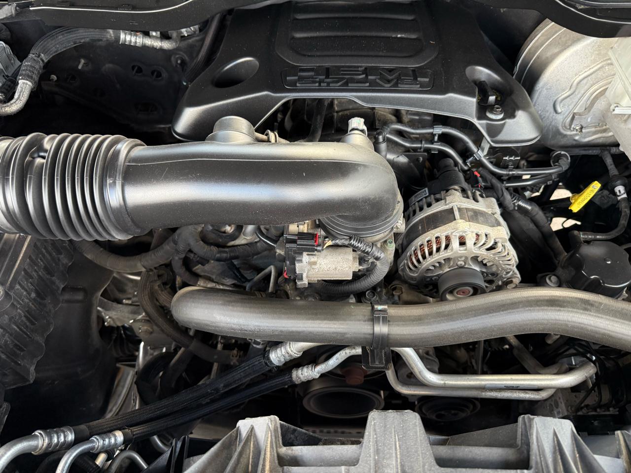 RAM 1500 Big Horn/Lone Star 4x4 Crew Cab 5'7" Box 2019