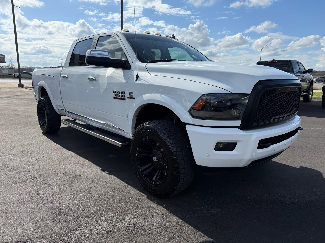 RAM 3500 Limited 4x4 Crew Cab 6'4" Box 2018