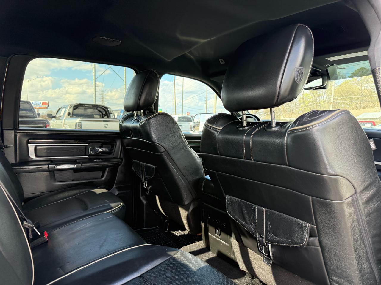 RAM 3500 Limited 4x4 Crew Cab 6'4" Box 2018