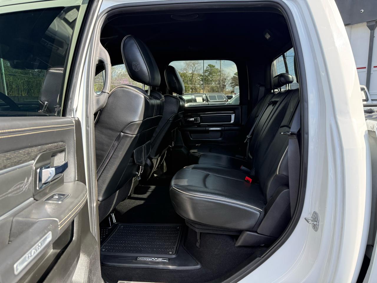 RAM 3500 Limited 4x4 Crew Cab 6'4" Box 2018