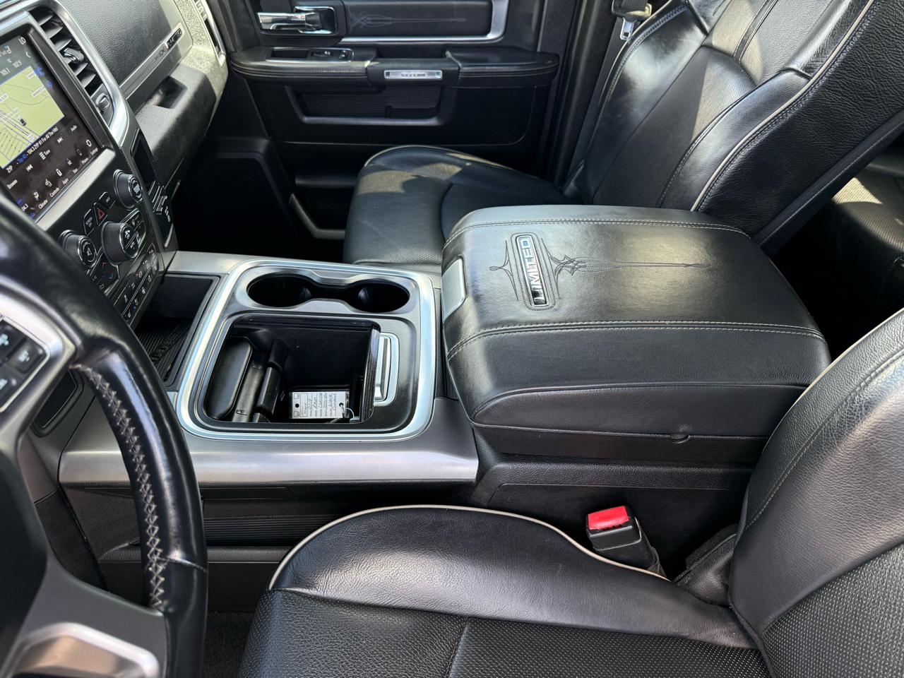 RAM 3500 Limited 4x4 Crew Cab 6'4" Box 2018