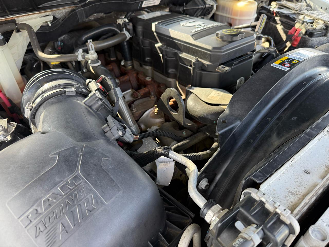 RAM 3500 Limited 4x4 Crew Cab 6'4" Box 2018