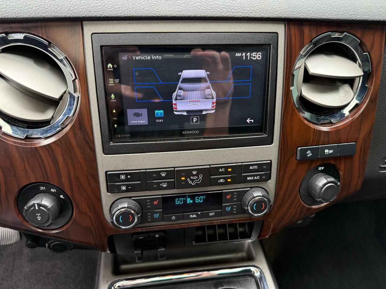 Ford Super Duty F-250 SRW 4WD Crew Cab 156" Lariat 2012