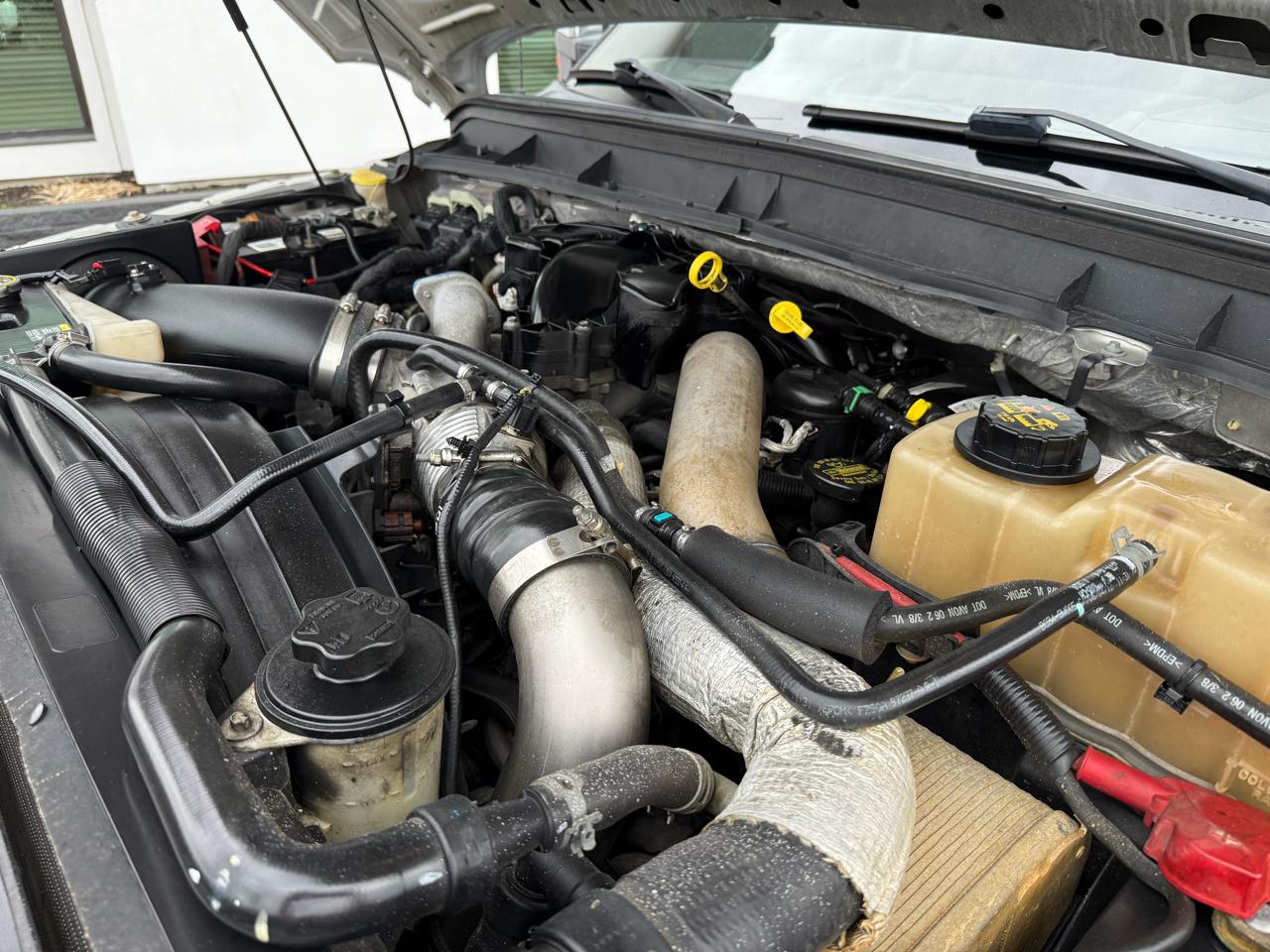 Ford Super Duty F-250 SRW 4WD Crew Cab 156" Lariat 2012