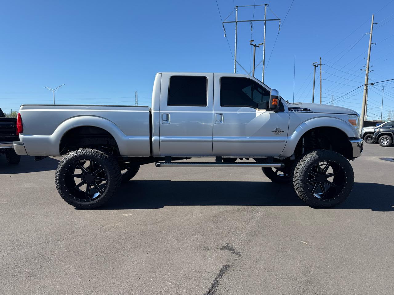 Ford Super Duty F-250 SRW 4WD Crew Cab 156" Lariat 2012