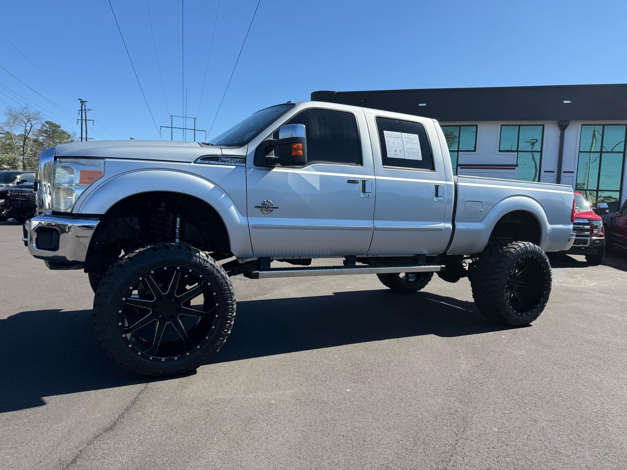 Ford Super Duty F-250 SRW 4WD Crew Cab 156" Lariat 2012